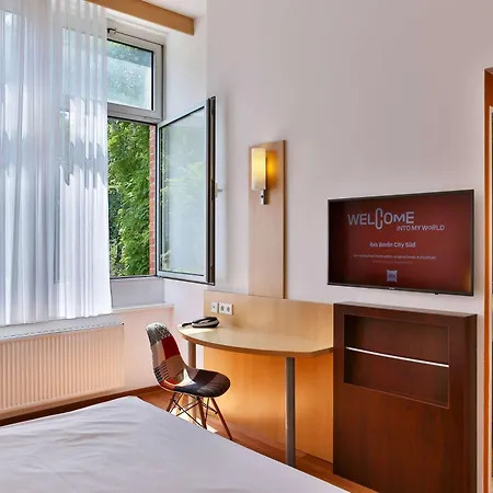 Ibis Sued Hotel 3*