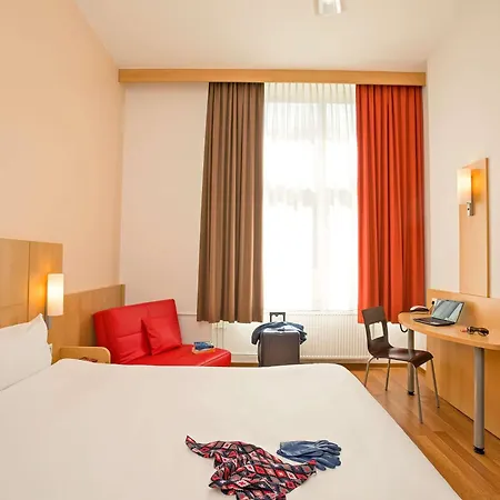 Ibis Süd 3* Berlín