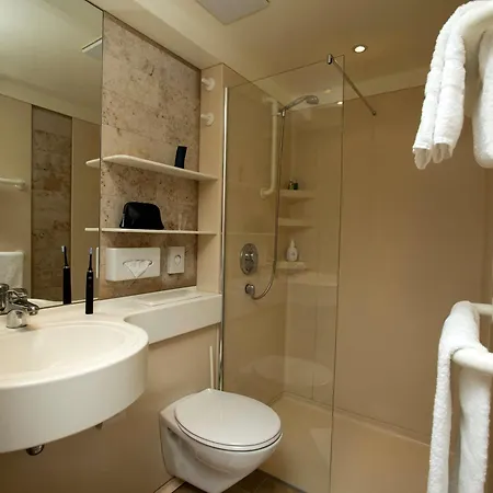 Ibis Sued Hotel 3*