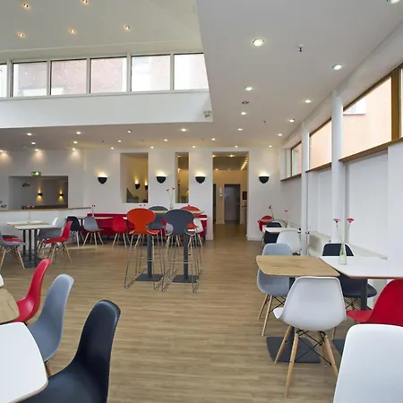 Ibis Süd Hotel 3*
