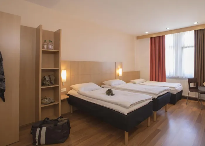 Hotel Ibis Süd 3*