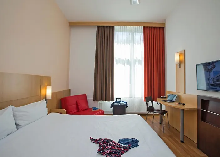 Ibis Sued 3* برلين